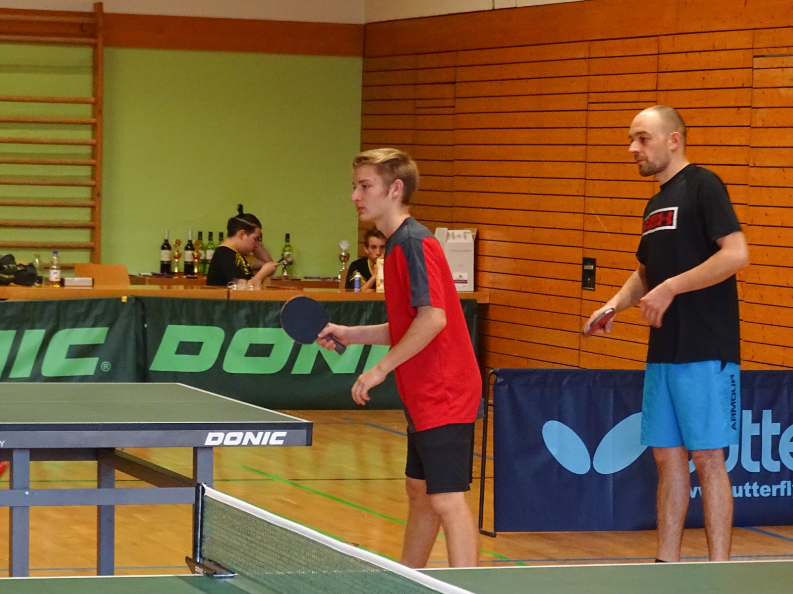 TT_TV2815 Tischtennis-Spielszene beim Punktspiel des TV Wolfenweiler-Schallstadt 2015