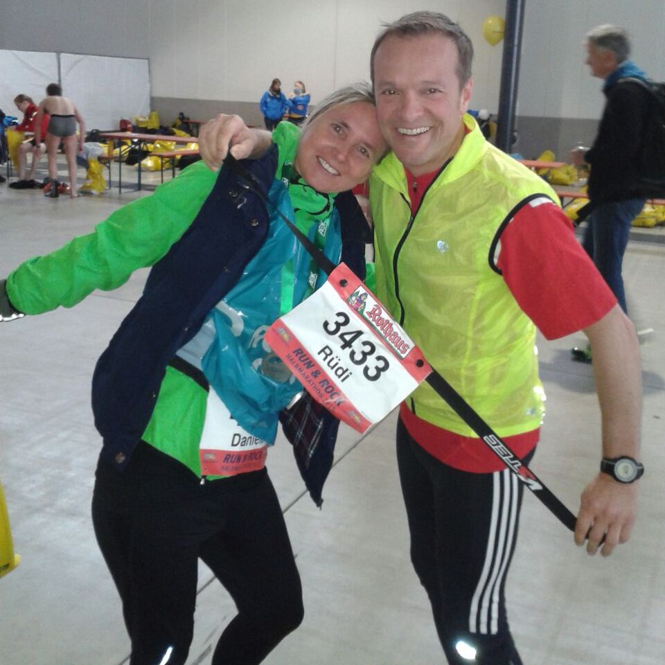 laeufer_2015_9_gross Läuferinnen und Läufer der Laufgruppe des TV Wolfenweiler-Schallstadt bei einem Wettkampf 2015